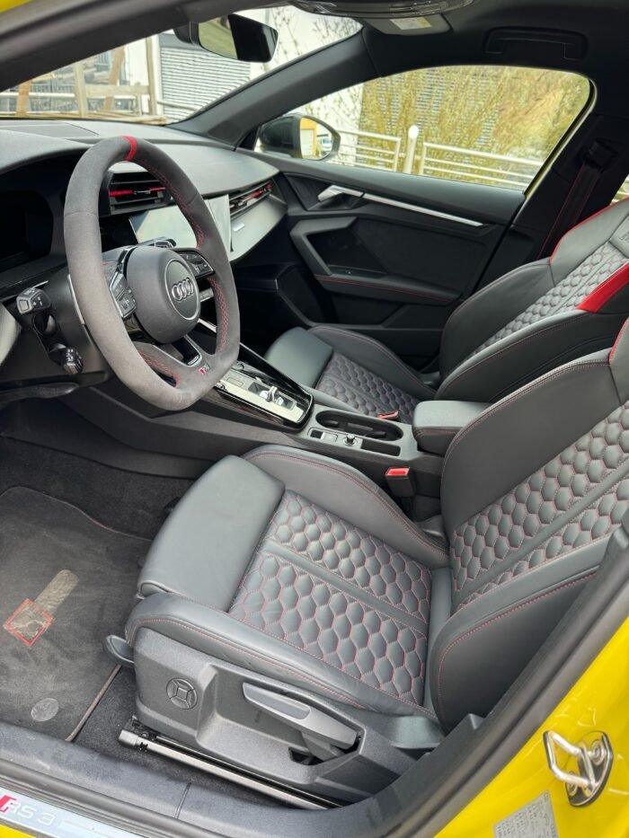 Audi RS3 2023 - Image 6