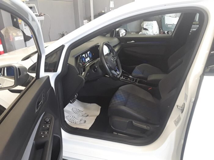 Volkswagen GOLF R 2022 - Image 3